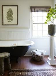 Looking for great bathroom ideas and inspiration for your bathroom renovation. Bathroom Art Ideas How To Choose Art For Your Master Bath