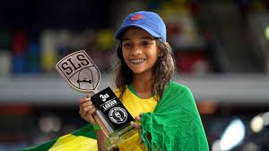 Rayssa leal has a net worth of nearly $100,000. Rayssa Leal Toquio Espera Fenomeno De 13 Anos