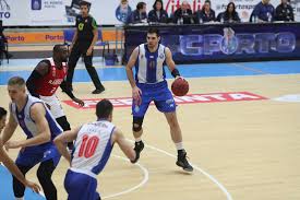 Basta carregares no nome do país no menu da. Basquetebol Fc Porto Vence Classico Com O Benfica No Dragao Arena Basquetebol Sapo Desporto