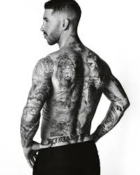Sergio ramos garcía is a spanish professional footballer who plays for real madrid and the spanish national team as a defender. Pin Na Doske Sergio Ramos