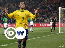 Stephane lannoy (fra) assistente 1: Brasil Vence A Costa Do Marfim Por 3 A 1 E Garante Vaga Nas Oitavas Fique Informado Sobre Tudo O Que Acontece Na Copa Do Mundo Dw 20 06 2010