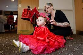 At a younger age i really enjoyed the experience and new found confidence it gave me. Baby Beyonce Performs At Beauty Pageants Aged Just 19 Months Mirror Online