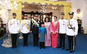 This is what bangsa johor is about. Johor Crown Prince Gestures Bring It Bruh In Viral Video
