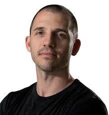 Marina Robbins's Instagram, Twitter & Facebook