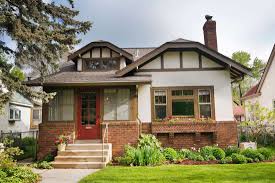 Brick, concrete, cement, drywall, chipboard, plywood, foam and others. What Color Stucco Goes With Red Brick 7 Of The Best Options Home Decor Bliss