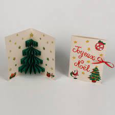 Ça sent la vous trouverez le fichier pdf pour la réaliser un peu plus bas mais sachez, dès maintenant que, grâce à lui, vous pourrez décliner la carte de mille et une. La Carte Pop Up Sapin De Noel De Tete A Modeler