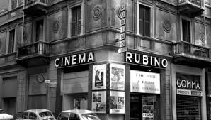 Le luci rosse? Sono nate qui a Milano. Tra storia e aneddoti, ecco  larchivio dei cinema perduti - la Repubblica
