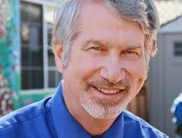 Good involvement in Parent Summit at Southeast Middle school. Presenting  certificate to Principal Wanda Sequeira