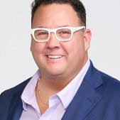 Biography of Graham Elliot