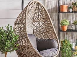 And as i sat waiting patiently for aldi to release the chair, i couldnt help but wonder.why the f*ck is it taking so long. Aldi S Sellout Egg Chair Goes Back On Sale This Week For 150 The Independent The Independent