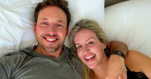 Love Is Blind' Season 6 Jeramey and Laura's Breakup Timeline