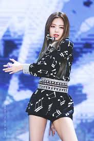 Resultado de imagem para jennie kim