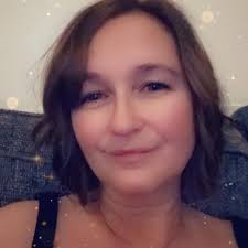 Do the junior suites sea view have sunbeds