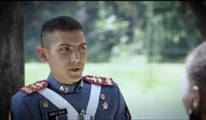 Viral 41 detik putra & windy pakcepak cepak jeder di zoom twitter bapaknya malah nasehatin temennya. Enzo Taruna Akmil Berdarah Prancis Berjuang Sejak Kelas 3 Smp Demi Mimpinyanya Di Korps Infanteri Pikiran Rakyat Bogor