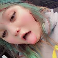 Crystal Fortin's Instagram, Twitter & Facebook