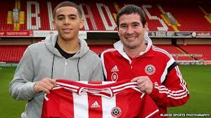 He currently plays as a striker in premier league for club southampton. Che Adams He Scored Twice In Three Minutes But Who Is He Bbc News
