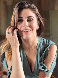 Beppe stanco e beatsound home. Chi E Diana Del Bufalo Eta Altezza Peso Biografia Instagram