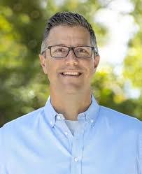 Tim Dinkins's Instagram, Twitter & Facebook