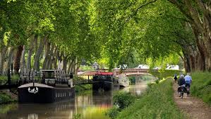 Completing the canal du midi from toulouse to étang de thau doesn't mean your french canal holidays have to end right there. Le Grand Reamenagement Du Canal Du Midi
