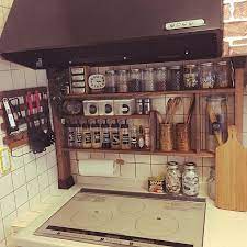 miiiii18さんのkitchen ダイソー ikea 100均 diy セリア 詰め替え 初投稿 キッチン棚diy 2 4材 ディアウォール diyに関する部屋写真 小さなキッチンデザイン キッチン diy キッチン棚 diy