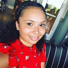 Caitlyn Bubb's Instagram, Twitter & Facebook