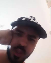 Tá sendo golpe em cima de golpe... Não sou metido😑 Só não te reconheço  pessoalmente porque você não parece você... , Ou vamos todos andar de  iPhone e mostra a mentira, ou todos pegando Samsung velho e ...