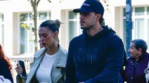 Alejandra Rubio y Carlo Costanzia dan la bienvenida a su primer hijo