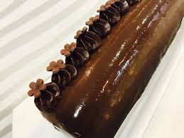 Commandez Votre Gateaux De Noel Milocagourmandise Gateaauxnoel Gateau Noel Plat Du Jour Noel