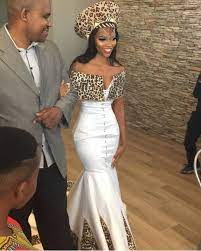 1 721 Likes 16 Comments Ahoufe Bridal Ahoufebridal On Instagram Absolut African Wedding Attire African Wedding Dress Zulu Traditional Wedding Dresses