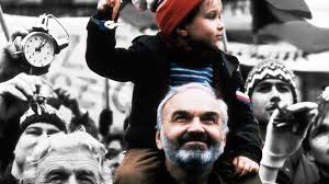 Zdeněk svěrák se (narozdíl od vás) dme pýchou, že je synátor známá mluvící hlava. Moje Svoboda Listopad 89 Sametova Revoluce Mi Vratila Dustojnost Rika Zdenek Sverak Reflex Cz