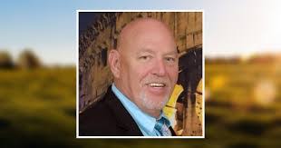 Kenny Barton's Instagram, Twitter & Facebook