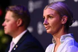 Former Canterbury-Bankstown Bulldogs player, coach and CEO Bob Hagan dies  at 85