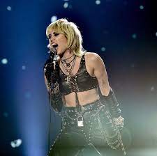 Miley cyrus is thinking about britney spears, like everyone else who is aware of the new documentary about the pop star's conservatorship that aired this past weekend. Miley Cyrus Super Bowl 2021 Miley Cyrus Tiktok Pregame Show