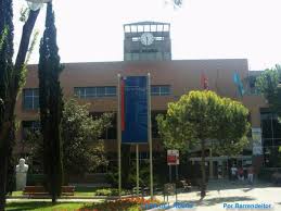 La casa del reloj fue un programa coproducido con la televisión británica que vendió los derechos de playschool también a otros países. Casa Del Reloj Leganes Madrid