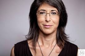 Lori Thiessen's Instagram, Twitter & Facebook