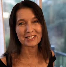 Hi there, figured i'd ask you guys for advice/ if anyone is or has been in  the same boat as me, I have a 4 year old golden doodle who does nothing