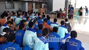 Salah satu smk terbaik di ibukota. Prodi Teknik Otomotif Umri Lakukan Pengabdian Masyarakat Tribun Pekanbaru