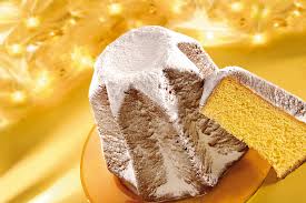 The big question playing in my brain was how do i keep the kids seated until dessert and interest them in eating their pandoro? Pandoro Farcito Con Gelato Pourfemme