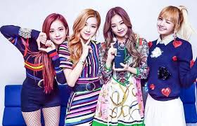 She is a member of blackpink. Foto Blackpink Rose Lisa Jennie Jisoo Info Korea 4 You