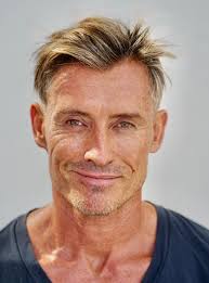 Dream Team" Please Release Me (TV Episode 2002)