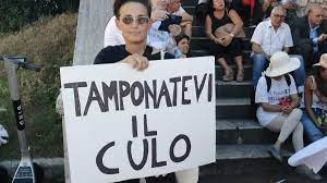 Quali sono gli argomenti contro cui protestare? Negazionisti Del Coronavirus In Piazza A Roma Diciamo No Alle Mascherine E Ai Vaccini