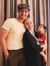 Namun kini, istri arya saloka itu dikenal sebagai artis berhijab. Mualaf Sebelum Dinikahi Arya Saloka Putri Anne Jawab Alasan Berhijab