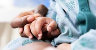 Do babies hands get cold at night?