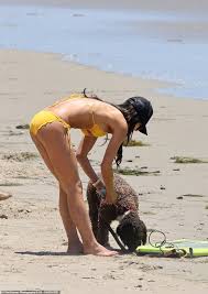 Jordana Brewster shows off her bikini body in Santa Monica after her ex  married Alexandra Daddario | Daily Mail Online