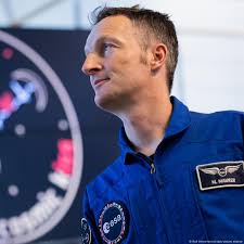 German astronaut's ISS launch delayed by poor weather