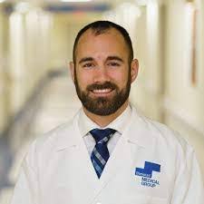 Dustin Terhaar's Instagram, Twitter & Facebook