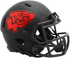 Ideal for ages 8 and up, this building set features detailed authenticity to strengthen creative thinking skills. Amazon Com Riddell Kansas City Chiefs 2020 Black Revolution Speed Mini Football Helmet Sports Outdoors