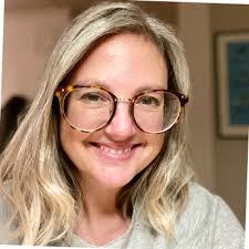 Alicyn Campbell's Instagram, Twitter & Facebook