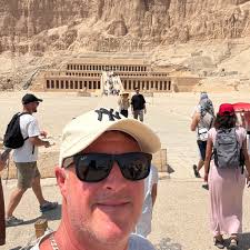 If I go to ford main dealer do you think they will be able to source me an  RS. I've never been to a main dealer before but don't wanna pay over