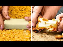These wonderful last minute appetizer recipes can be lifesavers any time of year, including mini pizza bites, cauliflower hummus, and guacamole. 5 Minute Crafts Play Food Panchi Page
